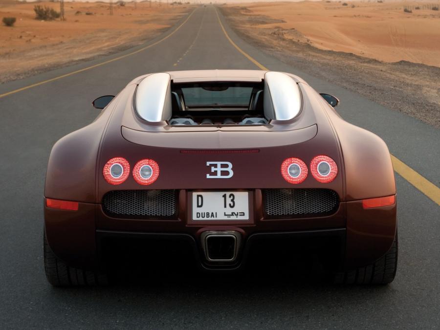  Bugatti Veyron 16.4 2005 года  (фото 2 из 98)